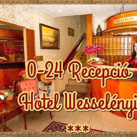 Hotel Wesselenyi Gyor Bagian luar foto